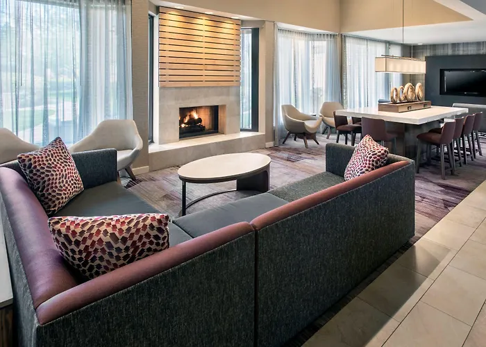 Courtyard Newark Liberty International AirportAirport Hotel